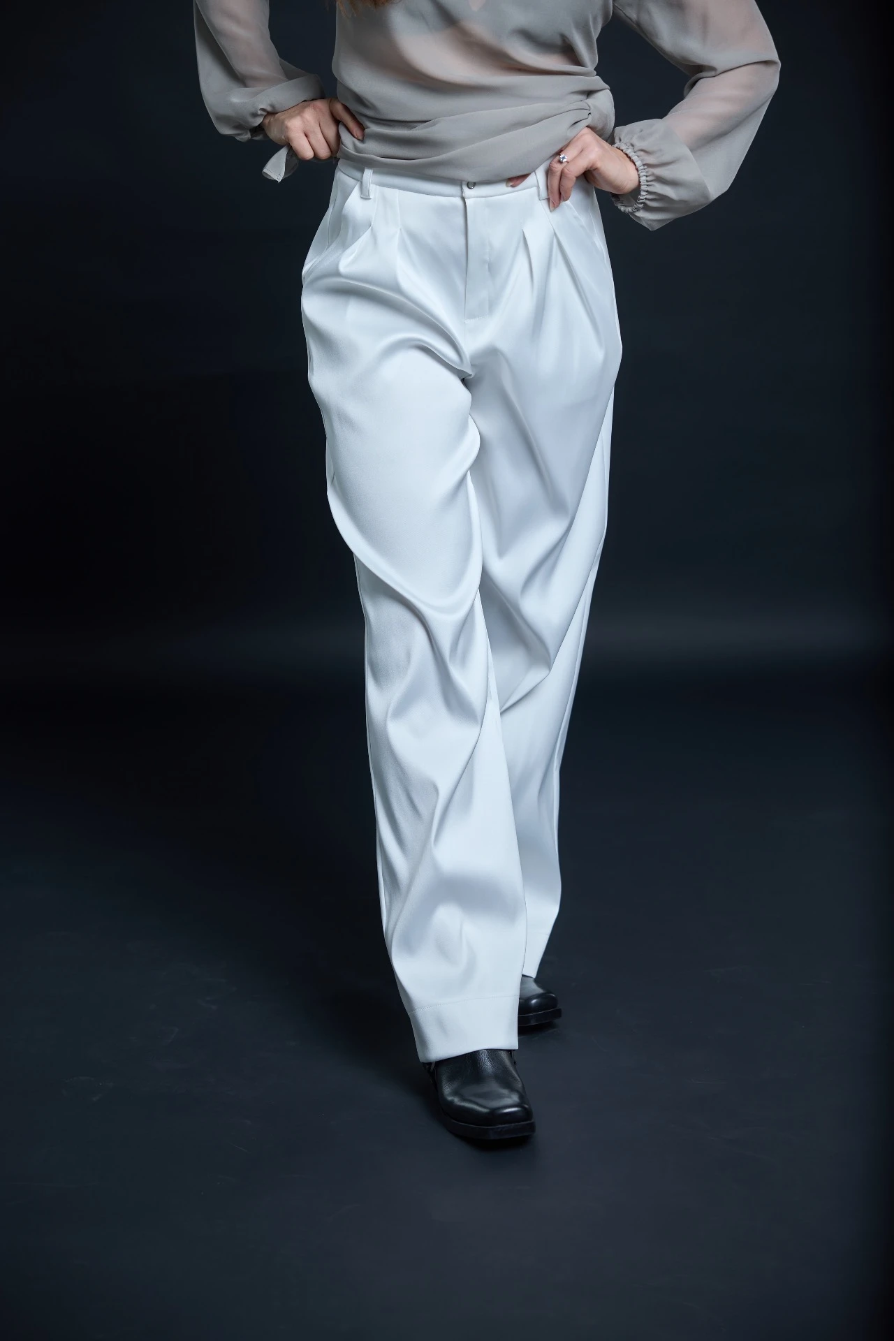 Hose "Mausumi", White