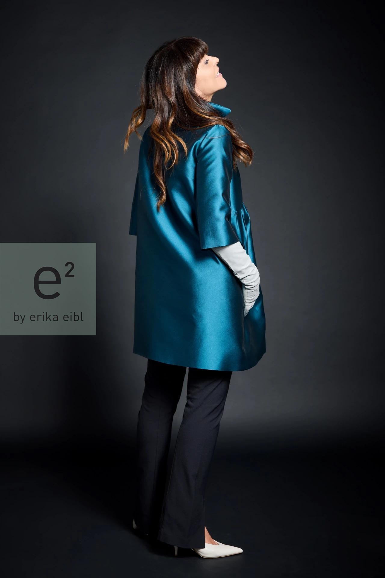 Kurzmantel oder Kleid 